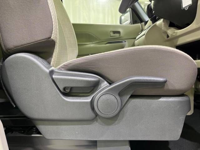 Nissan ROOX 2021-11 23763-7