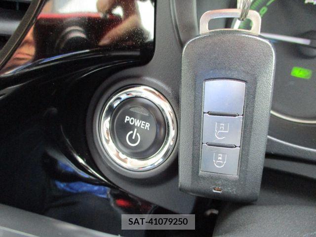 Mitsubishi OUTLANDER PHEV 2013-02 201532-14