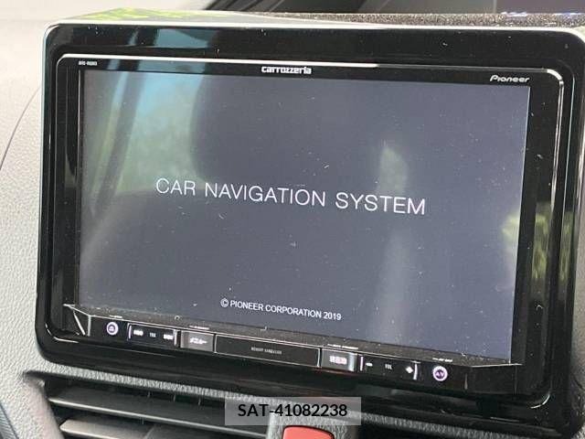 Toyota NOAH 2020-10 205767-2