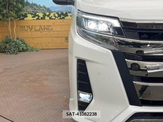 Toyota NOAH 2020-10 205767-12