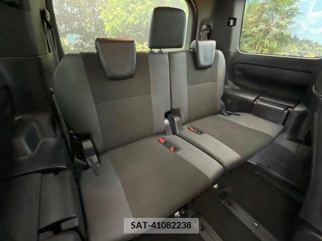 Toyota NOAH 2020-10 205767-10