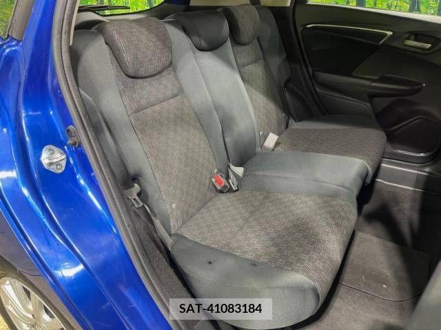 Honda FIT 2016-06 269807-9