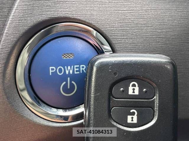 Toyota PRIUS 2012-09 366646-7