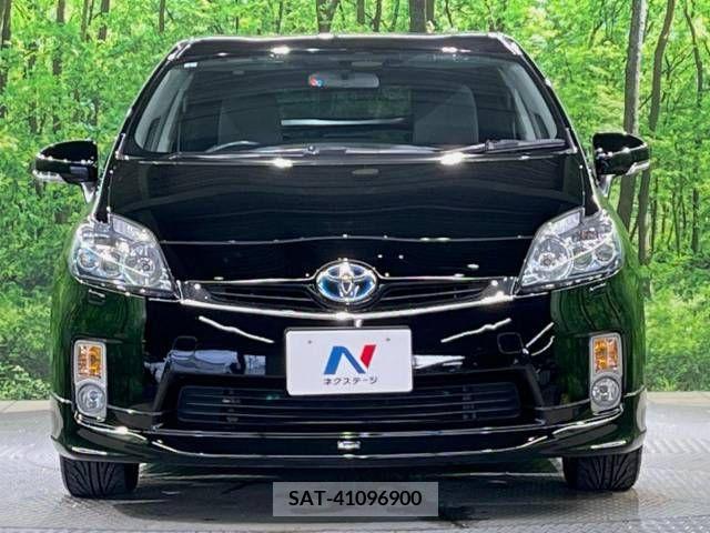 Toyota PRIUS 2011-01 383849-14