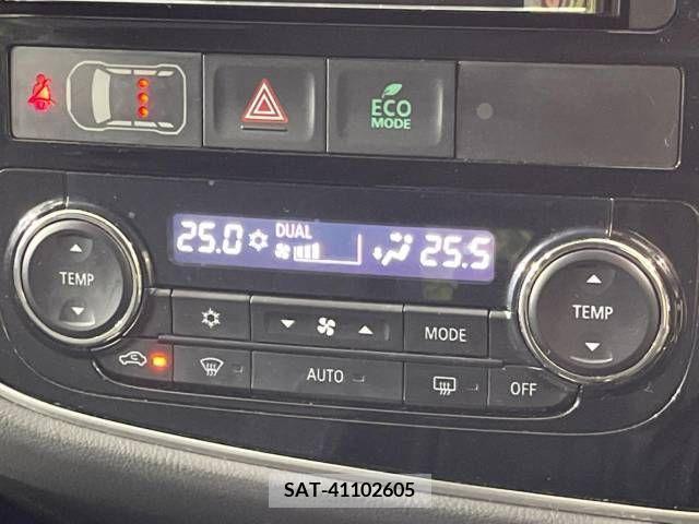 Mitsubishi OUTLANDER PHEV 2015-02 379602-7