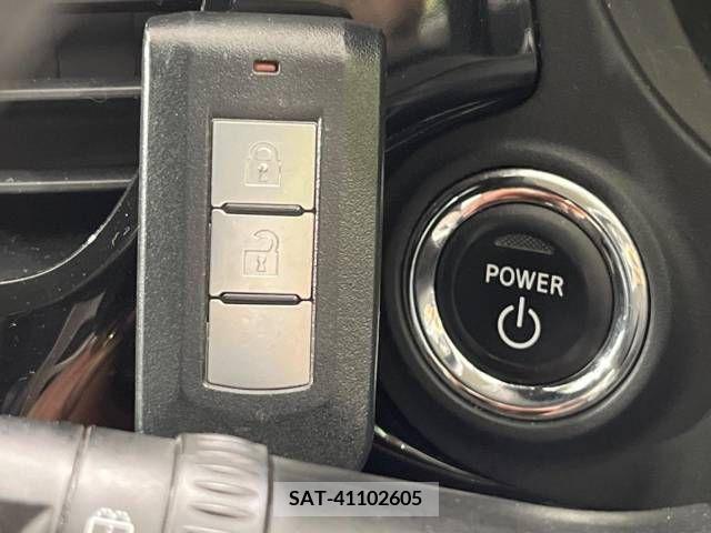 Mitsubishi OUTLANDER PHEV 2015-02 379602-6