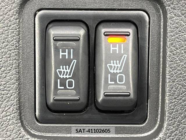 Mitsubishi OUTLANDER PHEV 2015-02 379602-4