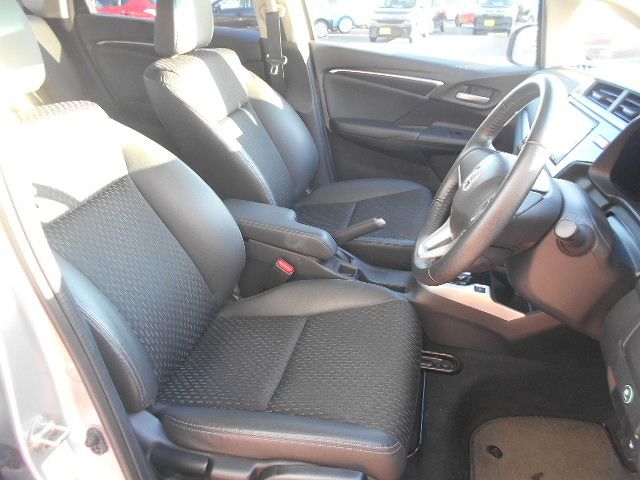 Honda FIT HYBRID 2014-08 188569-9