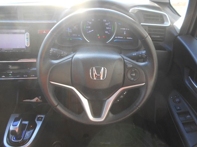 Honda FIT HYBRID 2014-08 188569-7