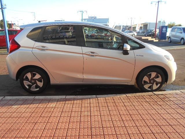 Honda FIT HYBRID 2014-08 188569-15