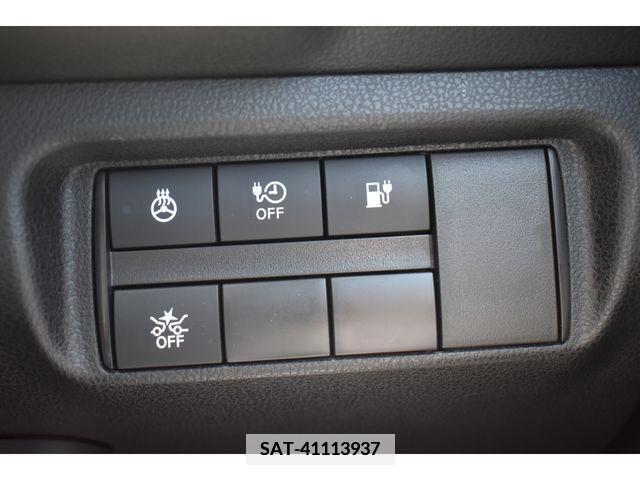 Nissan LEAF 2021-02 335691-6