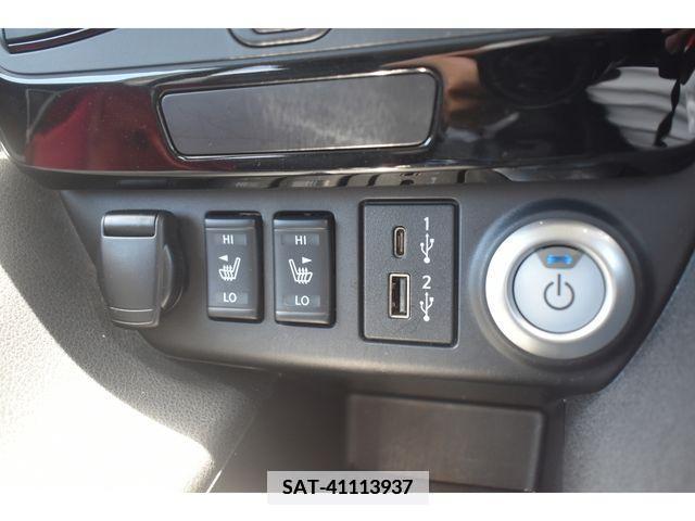 Nissan LEAF 2021-02 335691-10