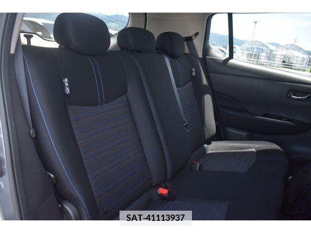 Nissan LEAF 2021-02 335691-17