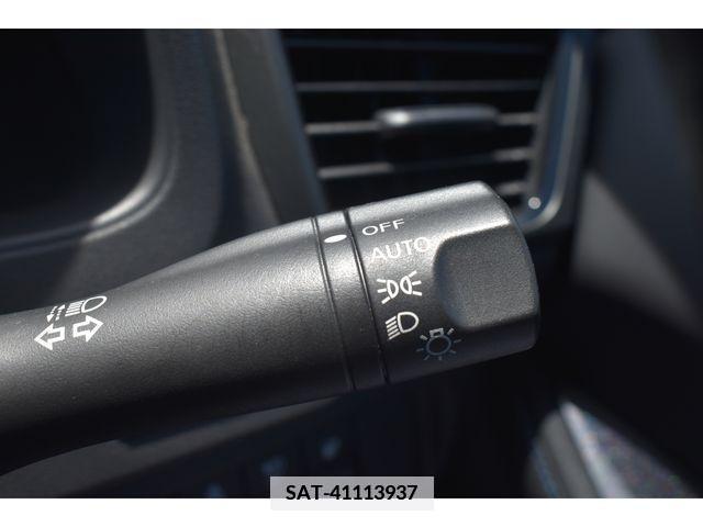 Nissan LEAF 2021-02 335691-14