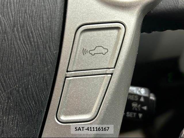 Toyota PRIUS 2011-01 225502-9