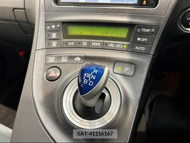 Toyota PRIUS 2011-01 225502-7