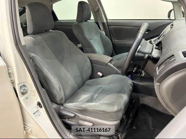 Toyota PRIUS 2011-01 225502-4