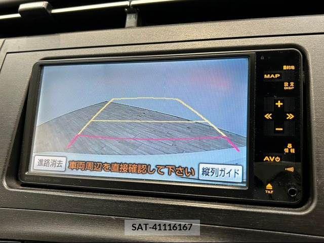 Toyota PRIUS 2011-01 225502-3