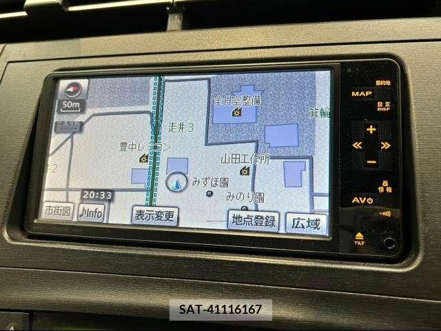 Toyota PRIUS 2011-01 225502-2