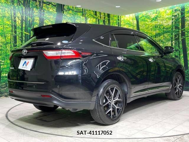 Toyota HARRIER 2020-01 321917-17
