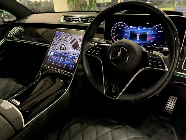 Mercedes Benz S-CLASS 2022-12 22370-10