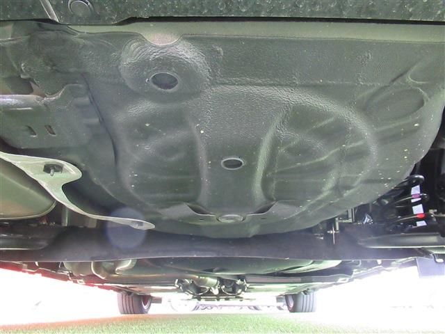 Nissan AURA 2022-04 195241-28