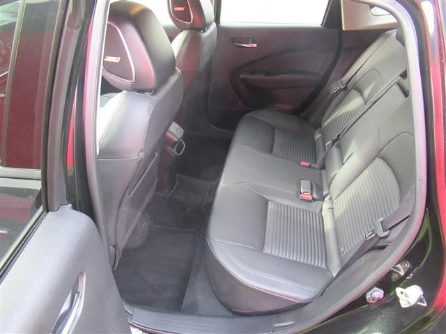 Nissan AURA 2022-04 195241-6