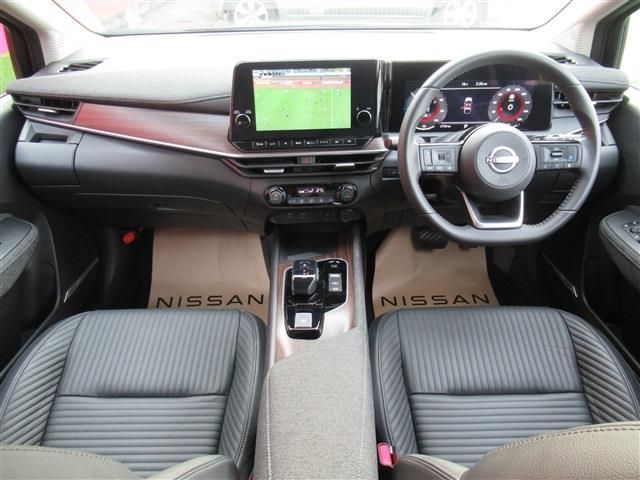 Nissan AURA 2022-04 195241-2