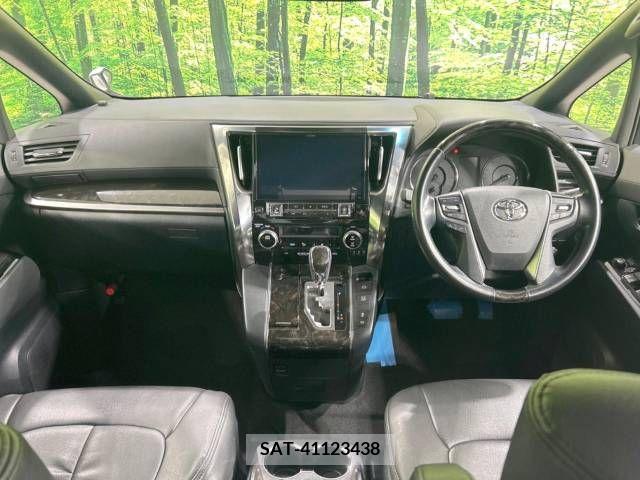 Toyota ALPHARD 2016-10 388990-1