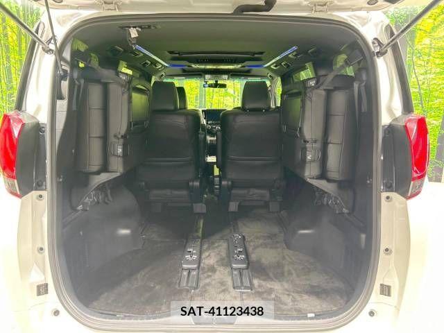 Toyota ALPHARD 2016-10 388990-11
