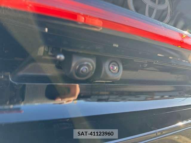 Toyota PRIUS 2023-06 282026-14