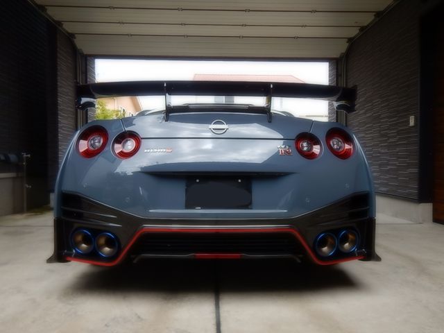 Nissan GT-R 2021-11 15896-12