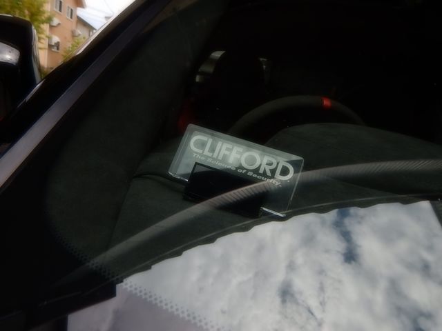 Nissan GT-R 2021-11 15896-25