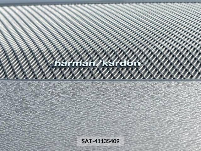 Volvo XC40 2022-07 288716-5