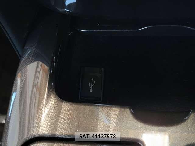 Toyota CROWN SEDAN 2015-08 265052-13