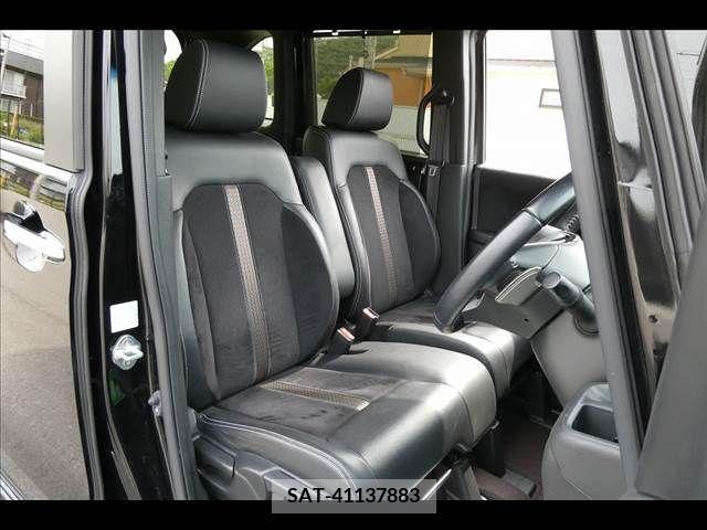 Honda N BOX CUSTOM 2019-04 279279-8