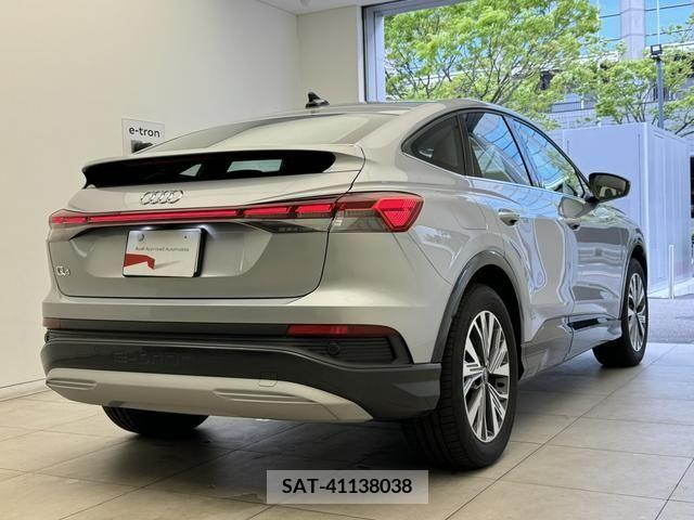 Audi Q4 E-TRON 2022-10 261292-1