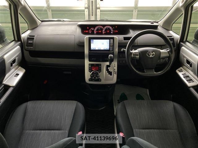 Toyota VOXY 2011-05 321394-13