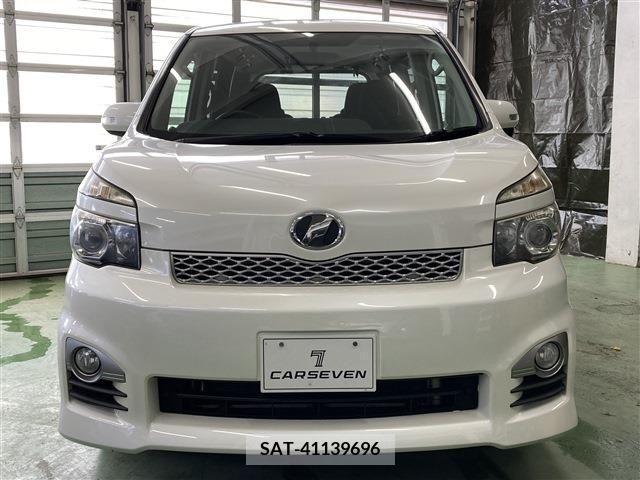 Toyota VOXY 2011-05 321394-1