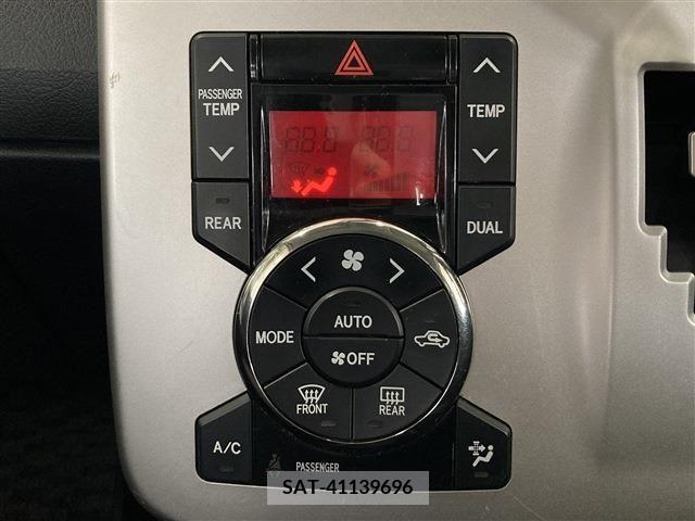 Toyota VOXY 2011-05 321394-25