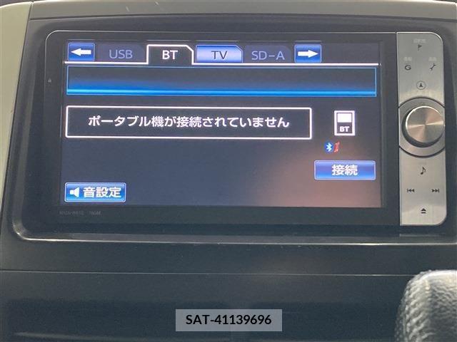 Toyota VOXY 2011-05 321394-23