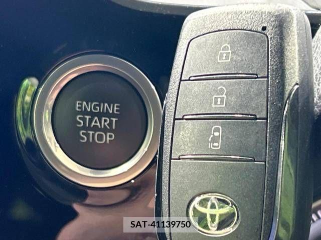Toyota VOXY 2023-04 208125-7
