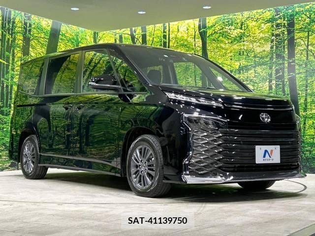 Toyota VOXY 2023-04 208125-17