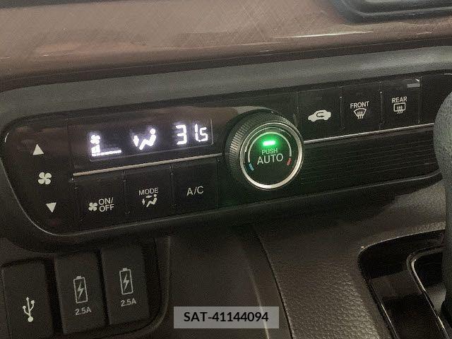 Honda N BOX 2019-05 204688-14