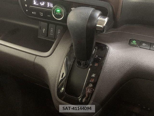 Honda N BOX 2019-05 204688-19
