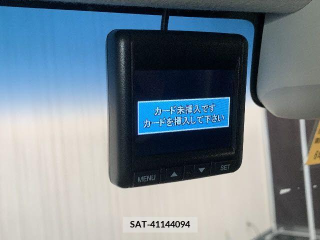 Honda N BOX 2019-05 204688-22