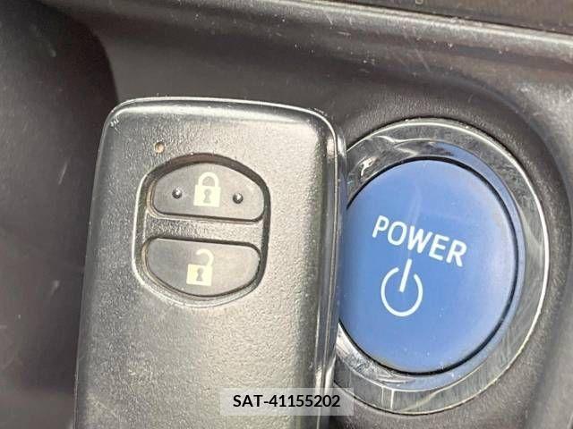 Toyota AQUA 2013-11 291827-4