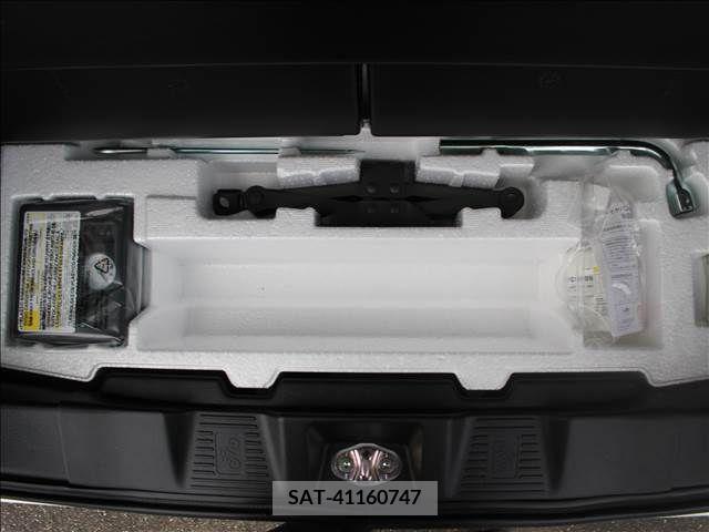 Suzuki SPACIA 2022-11 285752-6