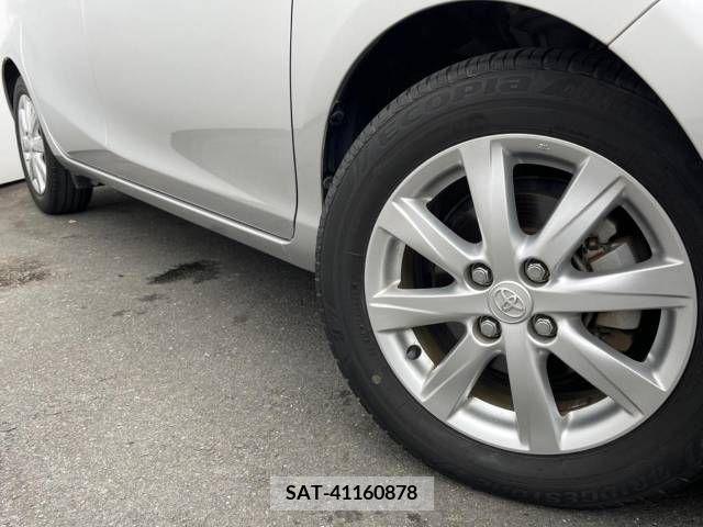 Toyota AQUA 2014-03 292317-12