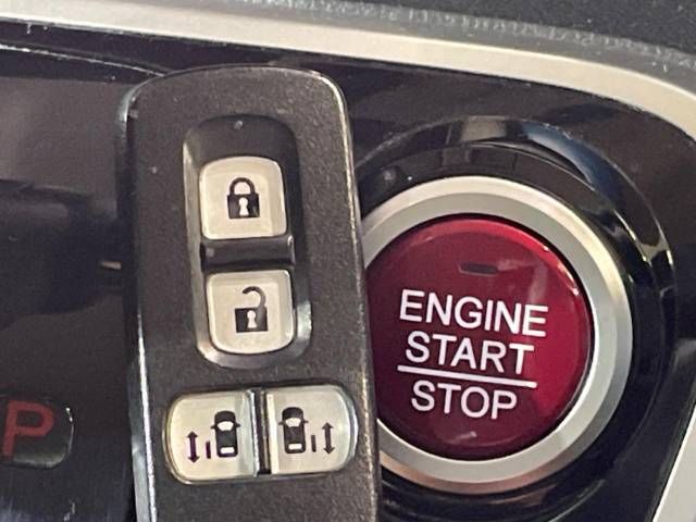 Honda N BOX CUSTOM 2016-06 5036-7